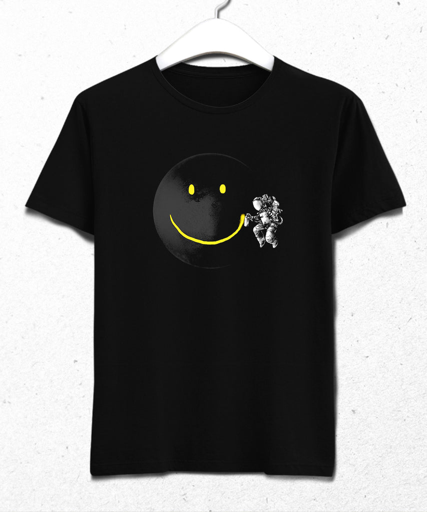 Happy moon tişört