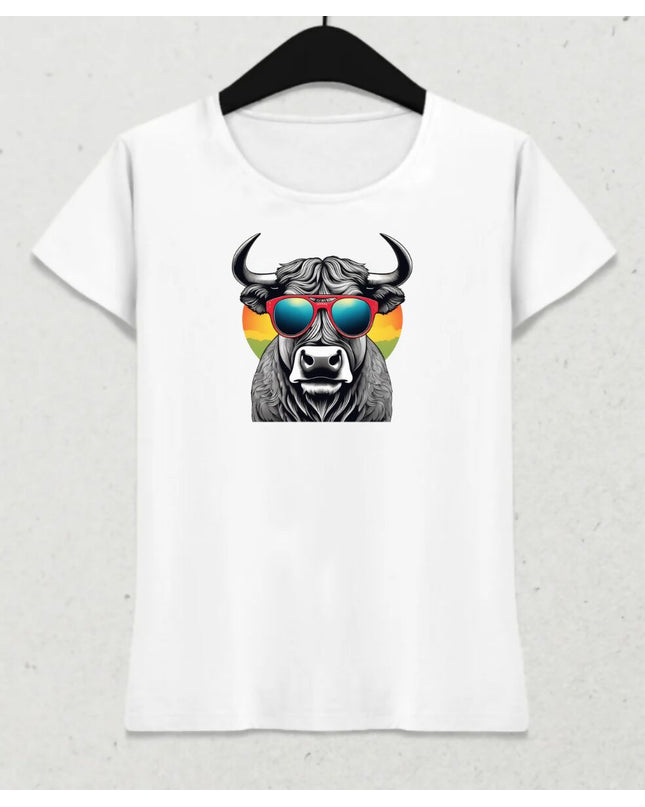 Gözlüklü Boğa Kadın Tişört