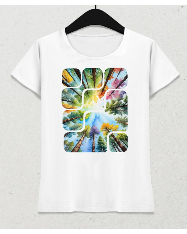 Gökyüzü ve Ağaçlar Kadın Tişört