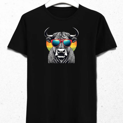 Gözlüklü Boğa Erkek Tişört