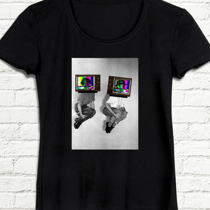 Televizyon Kutucuğu Kadın Siyah tshirt - basmatik.com