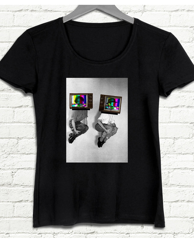Televizyon Kutucuğu Kadın Siyah tshirt - basmatik.com
