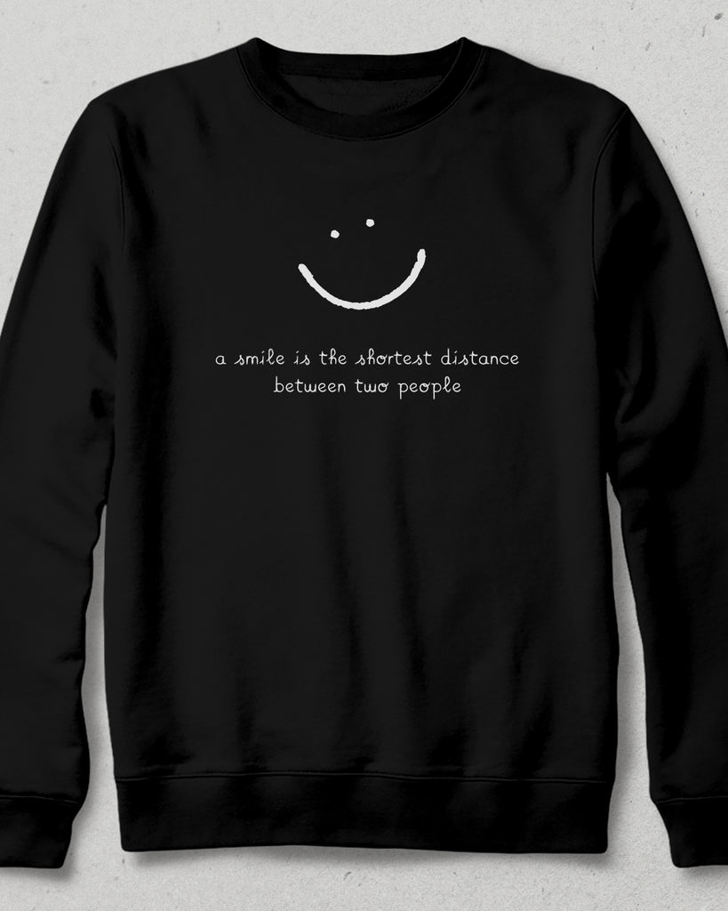 A smile sweatshirt - basmatik.com