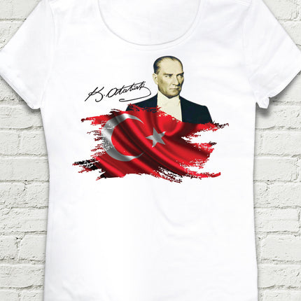 Atatürk 03 Kadın tshirt - basmatik.com