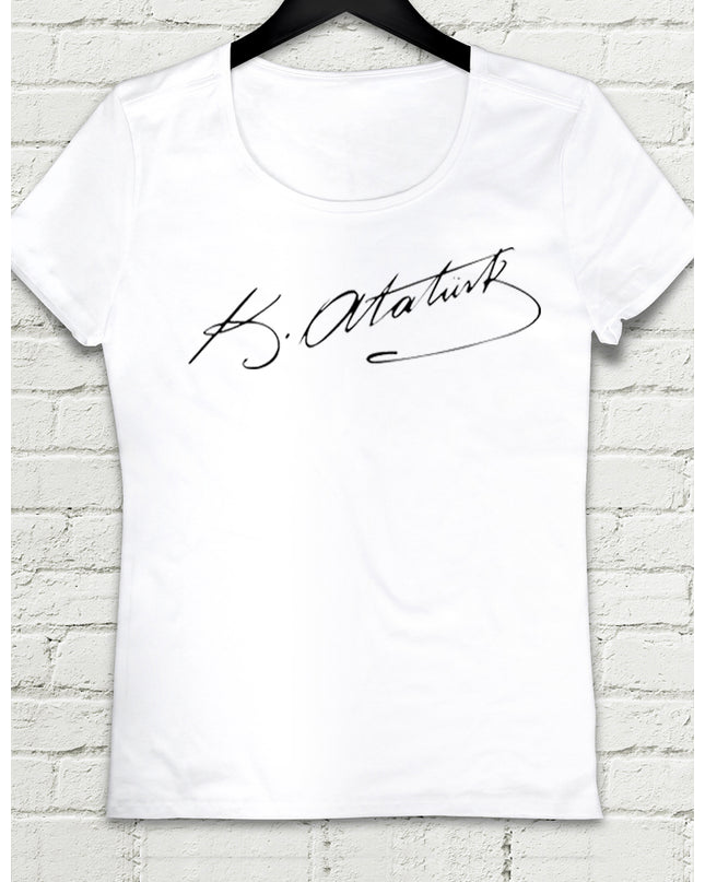 Atatürk imza Kadın tshirt - basmatik.com