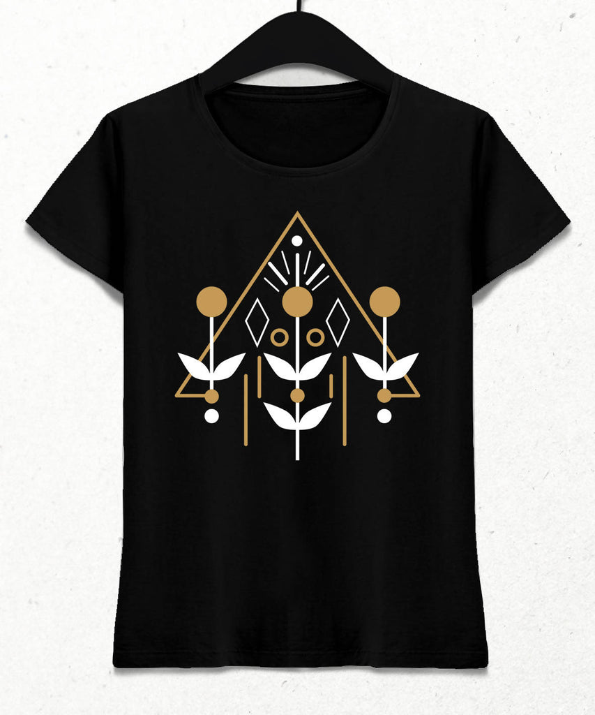 Otantik Desenli Siyah Kadın Tişört - basmatik.com