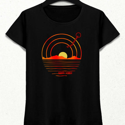 Good Vibes Kadın Tişört - basmatik.com