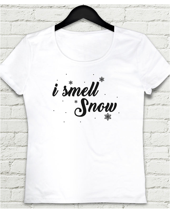 I smell snow kadın tişört - basmatik.com