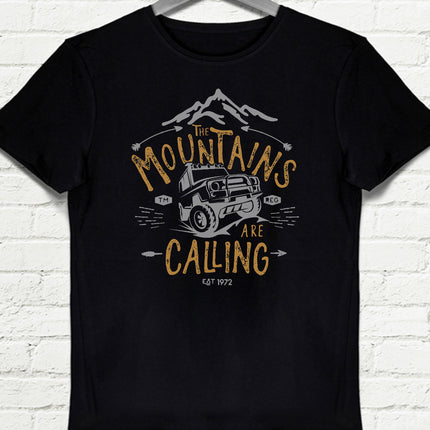 Mountains calling siyah Erkek tişört - basmatik.com