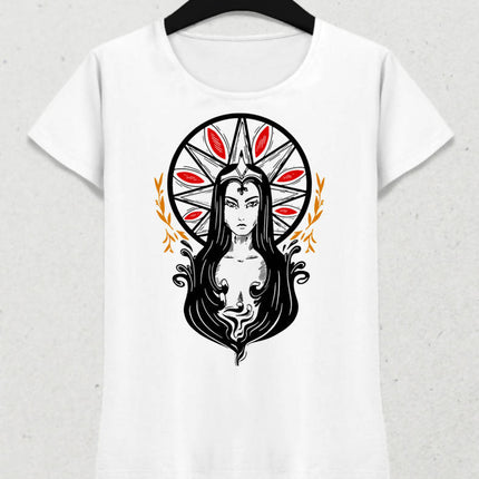 Queen Dark Kadın Beyaz Tişört - basmatik.com