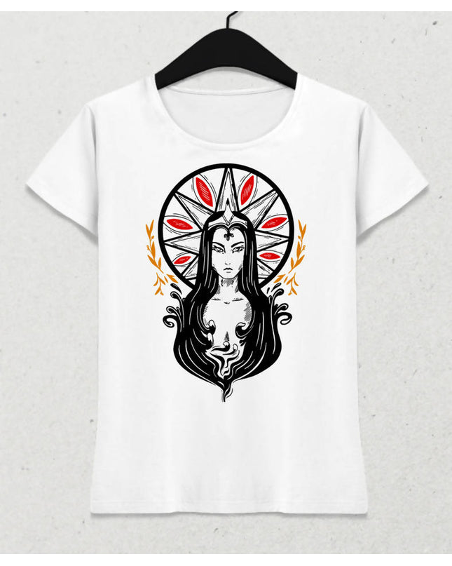 Queen Dark Kadın Beyaz Tişört - basmatik.com