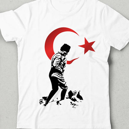 Atatürk ve Bayrak Temalı Çocuk Tişört