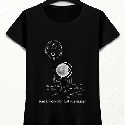 Gezegen ve Astronot Uzay Tshirt - basmatik.com