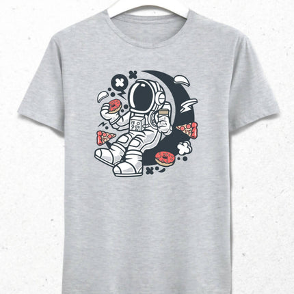 Uzayda Abur Cubur Atıştıran Astronot T-shirt