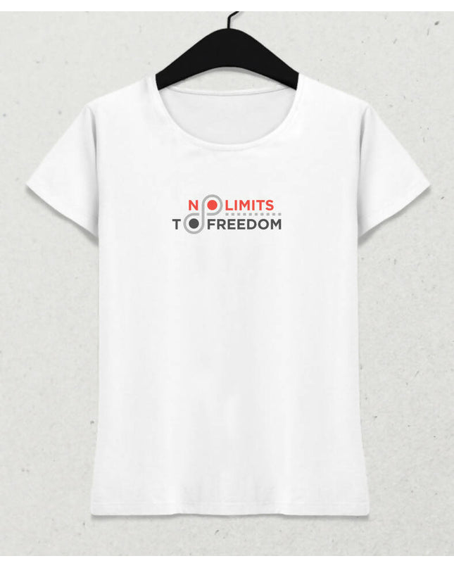 No Limit To Freedom Kadın Tişört - basmatik.com