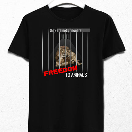 Freedom To Animals Men's T-Shirt