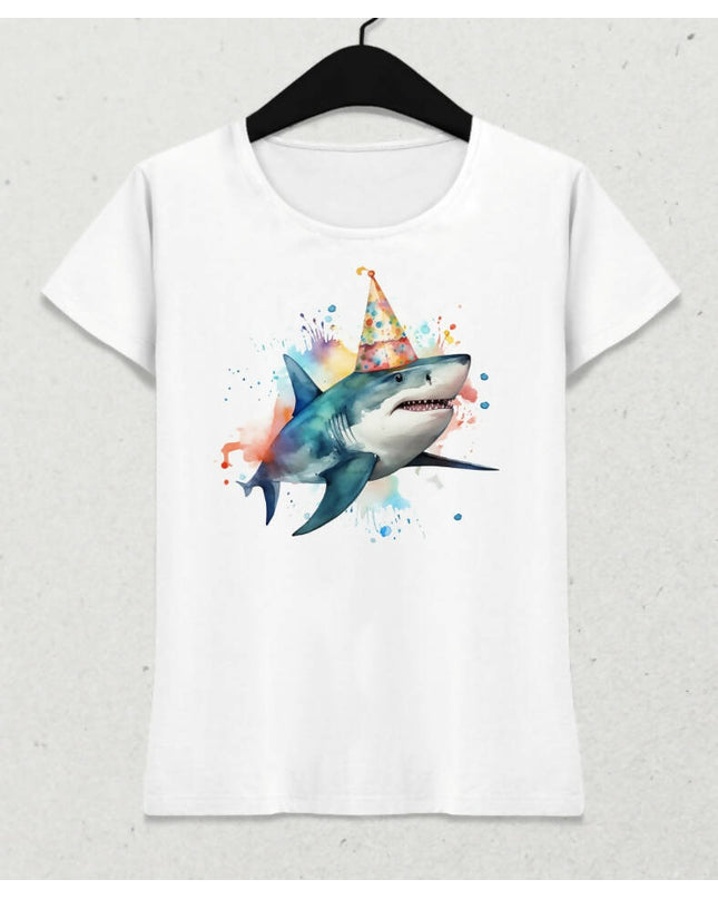 Doğum Günü Köpek Balığı T-shirt