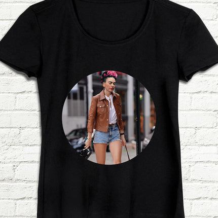 Frida - Street Fashion Siyah Tişört - basmatik.com