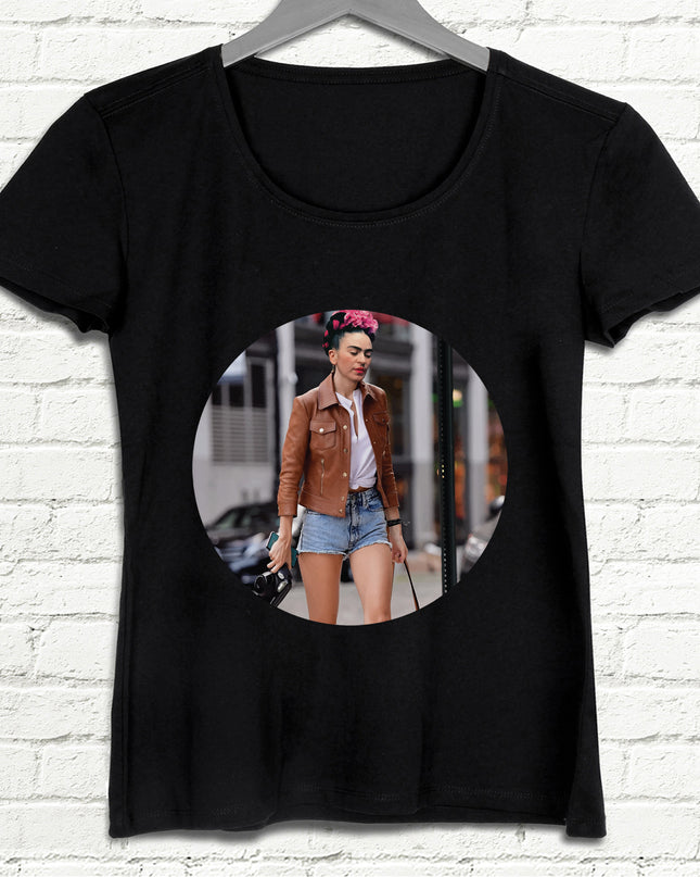 Frida - Street Fashion Siyah Tişört - basmatik.com