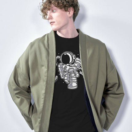 Astronaut Plays Golf in Space Design T-shirt