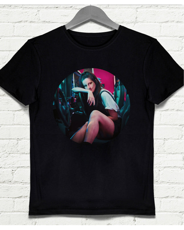 Pinky Lisa Siyah Tişört - basmatik.com