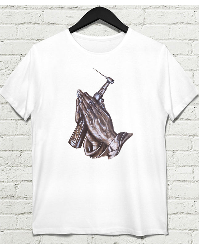 Praying Hands Beyaz Tişört - basmatik.com