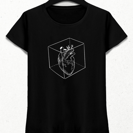 Kutu Kalp Kadın Tişört