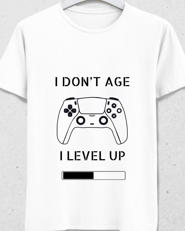 Gamers Don’t Age Eğlenceli Erkek Tişört