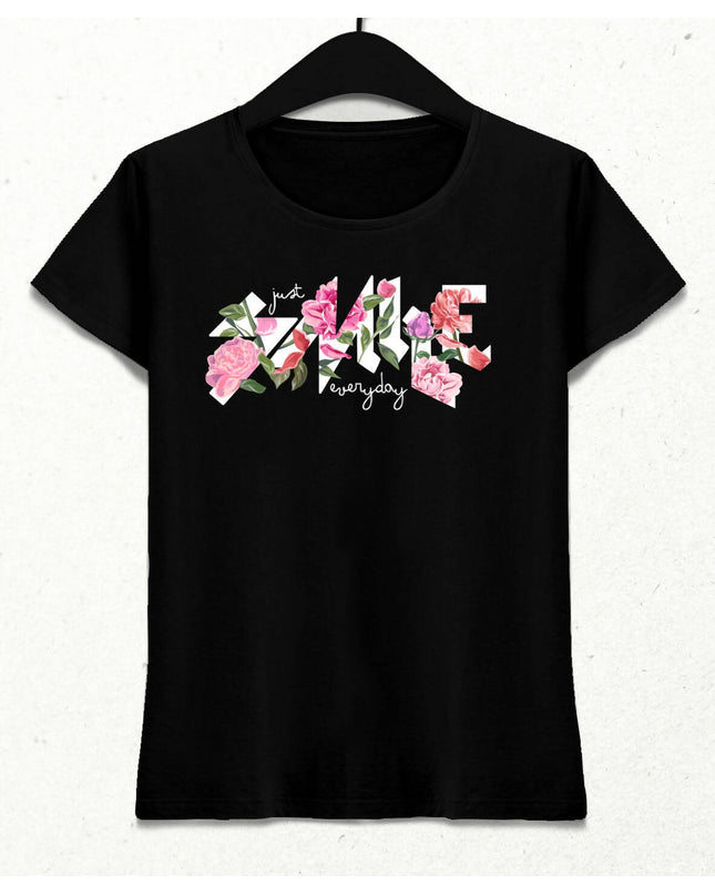Just Smile Everyday Kadın Streetwear Tasarım T-shirt